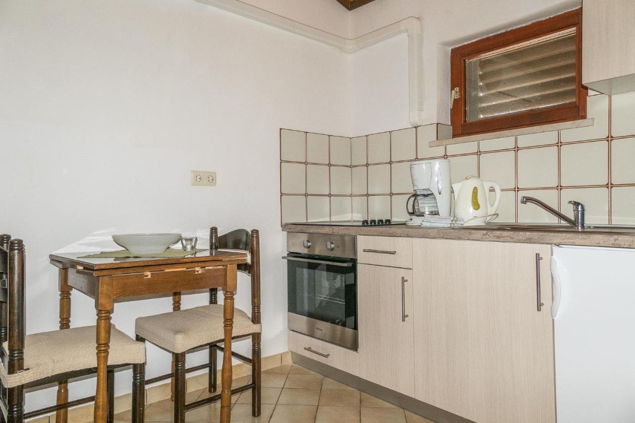 Apartments Pahljina Palit エクステリア 写真