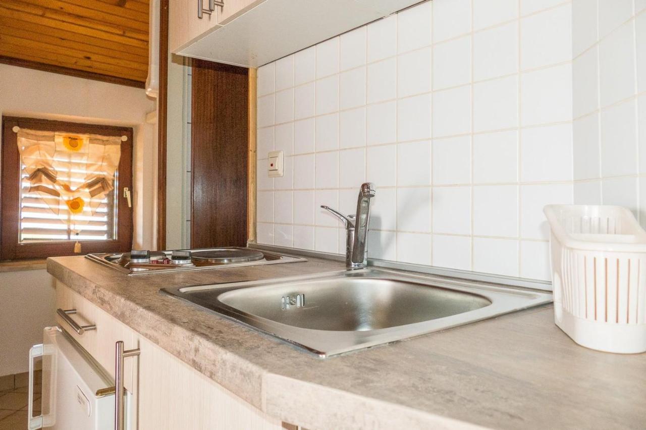 Apartments Pahljina Palit エクステリア 写真